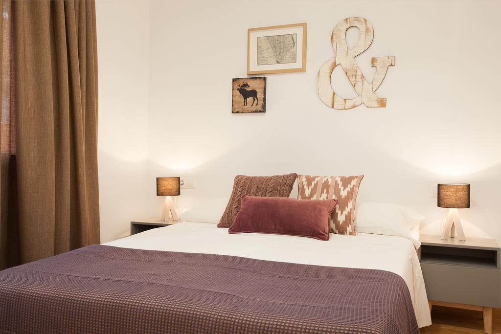 Click&Flat Europa Fira Apartments L’Hospitalet de Llobregat Exterior foto
