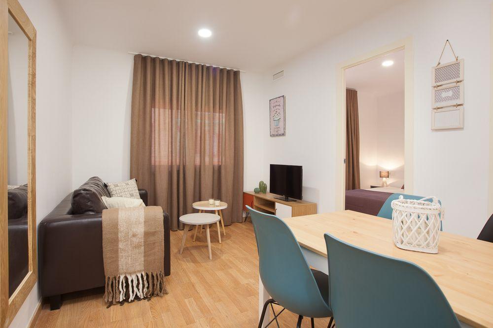 Click&Flat Europa Fira Apartments L’Hospitalet de Llobregat Exterior foto